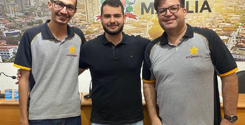 Representantes de nossa instituição participou nesta manhã da solenidade de posse do conselho municipal da juventude.