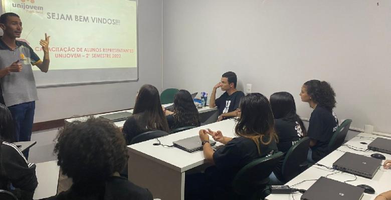 Unijovem realiza capacitação para representantes e vices representantes de turma