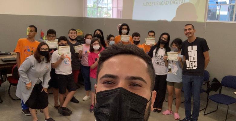 UNIJOVEM FORMA A 3° TURMA DE CURSO PROFISSIONALIZANTE PARA JOVENS COM TRANSTORNO DO ESPECTRO AUTISTA (TEA)