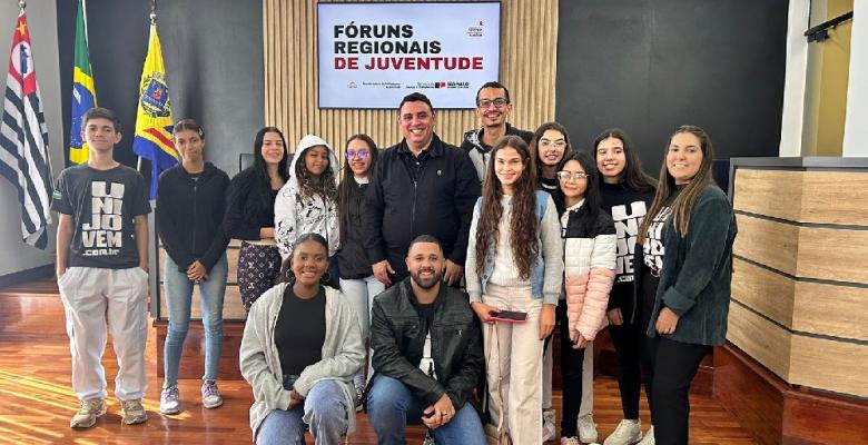 Unijovem Marca Presença no Fórum Regional da Macrorregião de Marília